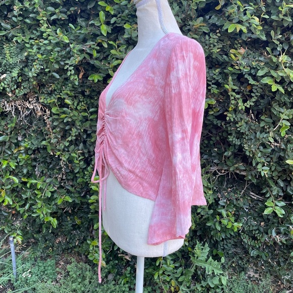 Gauzy Crop Blouse Top Lightweight Semi Sheer Flutter Sleeve Size  Small - Picture 3 of 9